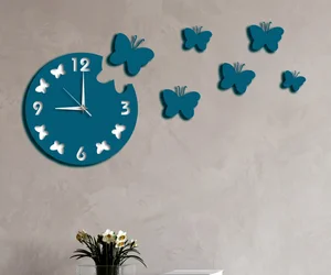 Creative Flying Butterflies Wall Clock Design